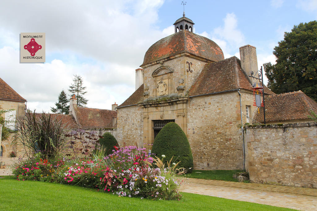 La Porterie Souvigny Luaran gambar